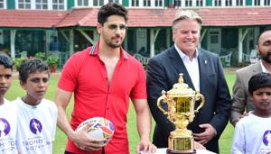 Sidharth Malhotra was asked about Kiara Advani at a Rugby event.(Viral Bhayani) Sidharth Malhotra was asked about Kiara Advani at a Rugby event.(Viral Bhayani)