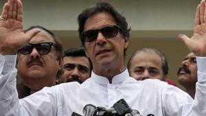 Reports suggested the delay in Imran Khan’s swearing-in may be because the Pakistan Tehreek-e-Insaf still does not have the required strength in Parliament to elect the new Prime Minister.(REUTERS File)