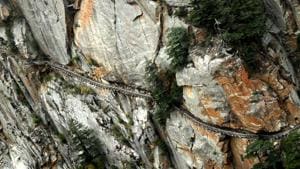 Gartang Gali border trade route in Nelong Valley in Chamoli district.(HT Photo) Gartang Gali border trade route in Nelong Valley in Chamoli district.(HT Photo)