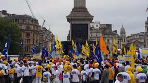More than 2,500 pro-Khalistan supporters gathered to issue what the organiser, US-based Sikhs for Justice, called a “London declaration” to hold the “referendum” in 2020.(HT Photo) More than 2,500 pro-Khalistan supporters gathered to issue what the organiser, US-based Sikhs for Justice, called a “London declaration” to hold the “referendum” in 2020.(HT Photo)