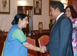 India’s foreign minister Sushma Swaraj (L) with Maldives' President Abdulla Yameen. Tactful handling of the India-Maldives relationship is required as the fate of some India-backed projects and Indian workers in the island nation hangs in the balance.(REUTERS) India’s foreign minister Sushma Swaraj (L) with Maldives' President Abdulla Yameen. Tactful handling of the India-Maldives relationship is required as the fate of some India-backed projects and Indian workers in the island nation hangs in the balance.(REUTERS)
