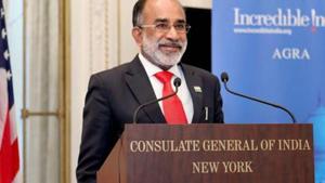 Union minister of state for tourism KJ Alphons said Kerala finance minister Thomas Isaac is ‘always complaining’ and he never visited the flood-affected areas himself.(PTI/File Photo) Union minister of state for tourism KJ Alphons said Kerala finance minister Thomas Isaac is ‘always complaining’ and he never visited the flood-affected areas himself.(PTI/File Photo)