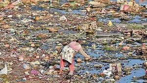 Polluted waters in the national capital.(HT File) Polluted waters in the national capital.(HT File)