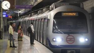 Metro services will begin at 4:30 am on Wednesday on the Violet Line to facilitate movement of people who wish to attend the Independence Day celebrations at the Red Fort, officials on Tuesday said.(Sonu Mehta/HT PHOTO) Metro services will begin at 4:30 am on Wednesday on the Violet Line to facilitate movement of people who wish to attend the Independence Day celebrations at the Red Fort, officials on Tuesday said.(Sonu Mehta/HT PHOTO)