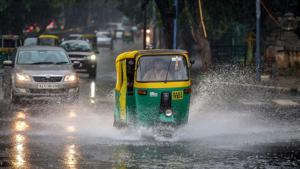 The lower riparian Tamil Nadu had been getting heavy water inflow through the Cauvery river and its rivulets from Karnataka, which has recorded heavy rains.(PTI/File Photo) The lower riparian Tamil Nadu had been getting heavy water inflow through the Cauvery river and its rivulets from Karnataka, which has recorded heavy rains.(PTI/File Photo)
