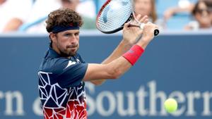 Robin Haase of Netherlands returns a shot to Alexander Zverev of Germany during the Western & Southern Open at Lindner Family Tennis Center on August 15, 2018 in Mason, Ohio.(AFP) Robin Haase of Netherlands returns a shot to Alexander Zverev of Germany during the Western & Southern Open at Lindner Family Tennis Center on August 15, 2018 in Mason, Ohio.(AFP)