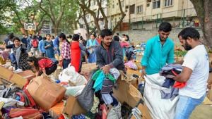 Volunteers segregate relief material to be sent to Kodagu area at Kodava Samaj, in Bengaluru.(PTI Photo) Volunteers segregate relief material to be sent to Kodagu area at Kodava Samaj, in Bengaluru.(PTI Photo)