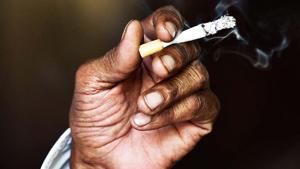 About 275 million of India’s adult population use tobacco in some form or another.(AFP File)