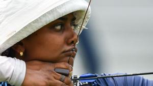 India's Deepika Kumari takes part in the qualification round recurve women's archery at the 2018 Asian Games in Jakarta.(AFP) India's Deepika Kumari takes part in the qualification round recurve women's archery at the 2018 Asian Games in Jakarta.(AFP)