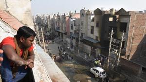 17 people were killed in the factory blaze at Bawana in January this year.(Arvind Yadav/HT File Photo) 17 people were killed in the factory blaze at Bawana in January this year.(Arvind Yadav/HT File Photo)
