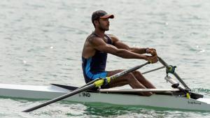 Indian rower Dattu Baban Bhokanal in action at the Asian Games in Palembang on Thursday.(PTI) Indian rower Dattu Baban Bhokanal in action at the Asian Games in Palembang on Thursday.(PTI)