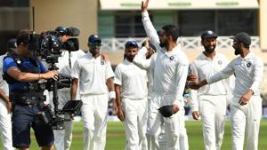 India's captain Virat Kohli (C) waves after winning the third Test cricket match between England and India at Trent Bridge in Nottingham, central England on August 22, 2018. (Photo by Paul ELLIS / AFP) / RESTRICTED TO EDITORIAL USE. NO ASSOCIATION WITH DIRECT COMPETITOR OF SPONSOR, PARTNER, OR SUPPLIER OF THE ECB(AFP) India's captain Virat Kohli (C) waves after winning the third Test cricket match between England and India at Trent Bridge in Nottingham, central England on August 22, 2018. (Photo by Paul ELLIS / AFP) / RESTRICTED TO EDITORIAL USE. NO ASSOCIATION WITH DIRECT COMPETITOR OF SPONSOR, PARTNER, OR SUPPLIER OF THE ECB(AFP)