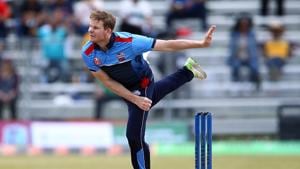 Steve Smith started off as a leg-spin bowler before turning into one of the world’s best batsman.(Getty Images) Steve Smith started off as a leg-spin bowler before turning into one of the world’s best batsman.(Getty Images)