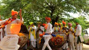 Om Parkesh and Rameshwar Sorout perform Banchari folk dance in Banchari village of Haryana’s Palwal district. The art form reportedly dates back to medieval age but due to lack of a documented history, not much is known about its origins or famous exponents.(Parveen Kumar/ HT Photo) Om Parkesh and Rameshwar Sorout perform Banchari folk dance in Banchari village of Haryana’s Palwal district. The art form reportedly dates back to medieval age but due to lack of a documented history, not much is known about its origins or famous exponents.(Parveen Kumar/ HT Photo)