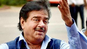 BJP MP Shatrughan Sinha praised the works being done by the AAP government in Delhi.(HT File Photo)
