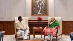 The chief minister’s office said KCR, in his 20-minute meeting with the Prime Minister, raised as many as 14 issues pertaining to the state.(ANI Photo) The chief minister’s office said KCR, in his 20-minute meeting with the Prime Minister, raised as many as 14 issues pertaining to the state.(ANI Photo)