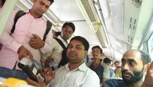 The common mobility card service, which was launched after a delay of eight years, is being implemented in all buses run by DTC, DIMTS and DMRC.(Sonu Mehta/HT Photo) The common mobility card service, which was launched after a delay of eight years, is being implemented in all buses run by DTC, DIMTS and DMRC.(Sonu Mehta/HT Photo)