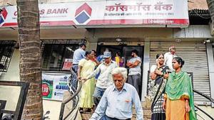 A multinational hacking ring siphoned off ~94.42 crore from the pool account of Pune-based Cosmos Bank.(Sanket Wankhade/HT file) A multinational hacking ring siphoned off ~94.42 crore from the pool account of Pune-based Cosmos Bank.(Sanket Wankhade/HT file)