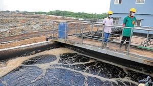 The leachate run-off from the defunct Bandhwari landfill has been blamed for the contamination of water resources in the village and nearby areas.(PARVEEN KUMAR/HT PHOTO) The leachate run-off from the defunct Bandhwari landfill has been blamed for the contamination of water resources in the village and nearby areas.(PARVEEN KUMAR/HT PHOTO)