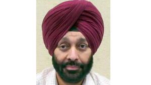 Former IAS officer Mandeep Singh.(HT Photo) Former IAS officer Mandeep Singh.(HT Photo)