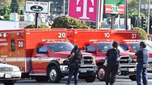 Police officers and members of the Los Angeles Fire Department are seen after a suspect barricaded inside a supermarket in Silverlake, Los Angeles, on July 21, 2018.(AFP File Photo) Police officers and members of the Los Angeles Fire Department are seen after a suspect barricaded inside a supermarket in Silverlake, Los Angeles, on July 21, 2018.(AFP File Photo)