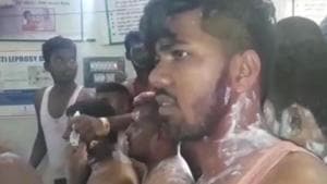 The attack took place on the victory rally of Congress’ Inayatullah Khan in Tumkur.(ANI Photo) The attack took place on the victory rally of Congress’ Inayatullah Khan in Tumkur.(ANI Photo)