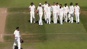 England players celebrate the wicket of India skipper Virat Kohli.(REUTERS) England players celebrate the wicket of India skipper Virat Kohli.(REUTERS)