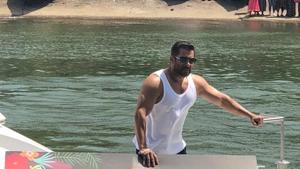 For Bigg Boss 12 launch in Goa, Salman Khan arrived on a boat.(Twitter) For Bigg Boss 12 launch in Goa, Salman Khan arrived on a boat.(Twitter)