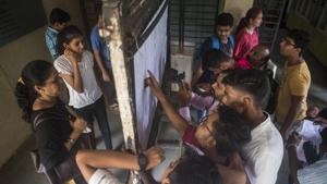 Students can apply for admission through the upcoming second round of FCFS for junior college seats.(HT Photo) Students can apply for admission through the upcoming second round of FCFS for junior college seats.(HT Photo)