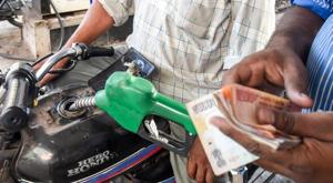 Petrol price in Delhi was Rs 79.31 a litre, up from Rs 78.84 on Sunday, according to the price notification of state-owned fuel retailers.(HT File Photo) Petrol price in Delhi was Rs 79.31 a litre, up from Rs 78.84 on Sunday, according to the price notification of state-owned fuel retailers.(HT File Photo)