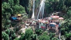 The Kempty Falls at Mussoorie.(HT Photo/S Burmaula) The Kempty Falls at Mussoorie.(HT Photo/S Burmaula)