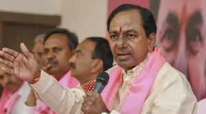 With Telangana chief minister K Chandrashekar Rao, dissolving the assembly the state is headed towards early elections.(PTI Photo) With Telangana chief minister K Chandrashekar Rao, dissolving the assembly the state is headed towards early elections.(PTI Photo)