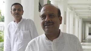 BJP legislator Vijender Gupta said failure of the Delhi government to ensure adequate supply of water to the city has compelled DDA to restrict the floor area ratio to 200.(Sonu Mehta/HT Photo) BJP legislator Vijender Gupta said failure of the Delhi government to ensure adequate supply of water to the city has compelled DDA to restrict the floor area ratio to 200.(Sonu Mehta/HT Photo)