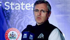 Omar Abdullah says SP Vaid should have been replaced only when a permanent arrangement for Jammu and Kashmir DGP had been worked out.(PTI File Photo) Omar Abdullah says SP Vaid should have been replaced only when a permanent arrangement for Jammu and Kashmir DGP had been worked out.(PTI File Photo)
