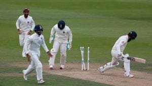 Indian players celebrate the dismissal of Moeen Ali at the Oval on Sunday.(REUTERS) Indian players celebrate the dismissal of Moeen Ali at the Oval on Sunday.(REUTERS)