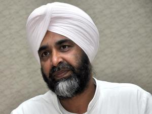 “They (Badals and Majithia) are among the richest people in north India. They are not dependent on government resources and can afford to buy bullet-proof vehicles for themselves,” Manpreet told HT.(HT PHOTO) “They (Badals and Majithia) are among the richest people in north India. They are not dependent on government resources and can afford to buy bullet-proof vehicles for themselves,” Manpreet told HT.(HT PHOTO)