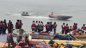 On June 18, the court had banned rafting, paragliding and other water sports in all rivers of the state till the state government framed a policy to regulate them.(AFP/File Photo) On June 18, the court had banned rafting, paragliding and other water sports in all rivers of the state till the state government framed a policy to regulate them.(AFP/File Photo)