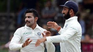 Ravindra Jadeja and Cheteshwar Pujara (right) will play the first half of the Vijay Hazare Trophy.(AFP) Ravindra Jadeja and Cheteshwar Pujara (right) will play the first half of the Vijay Hazare Trophy.(AFP)