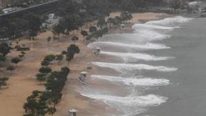 Large waves hit Repulse Bay beach after the hoisting of Signal 9 warning as super Typhoon Mangkhut starts to slam Hong Kong on September 16, 2018.(AFP) Large waves hit Repulse Bay beach after the hoisting of Signal 9 warning as super Typhoon Mangkhut starts to slam Hong Kong on September 16, 2018.(AFP)