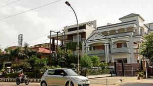 The Noida authority is scheduled to take the final decision on both the proposals – making properties freehold and allowing floor-wise registry – in its upcoming board meeting.(HT Photo) The Noida authority is scheduled to take the final decision on both the proposals – making properties freehold and allowing floor-wise registry – in its upcoming board meeting.(HT Photo)