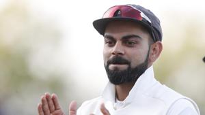 India's Virat Kohli applauds his players off the pitch at the end of during the second day of the 4th cricket test match between England and India at the Ageas Bowl in Southampton, England, Friday, Aug. 31, 2018. England and India are playing a 5 test series. (AP Photo/Alastair Grant)(AP)