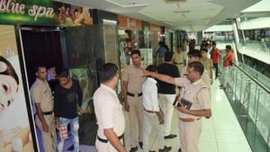A spa centre in Omaxe Mall in Gurugram was among 55 that were sealed on Monday, September 17, 2018, by MCG for operating without the requisite license.(HT Photo) A spa centre in Omaxe Mall in Gurugram was among 55 that were sealed on Monday, September 17, 2018, by MCG for operating without the requisite license.(HT Photo)