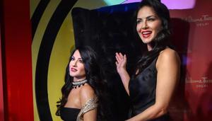 Sunny Leone poses with her wax statue during its unveiling at Madame Tussauds Museum, in New Delhi.(PTI) Sunny Leone poses with her wax statue during its unveiling at Madame Tussauds Museum, in New Delhi.(PTI)