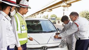 According to data from the traffic police, as many as 8.6 lakh fines were issued until August 31.(Yogendra Kumar/HT PHOTO) According to data from the traffic police, as many as 8.6 lakh fines were issued until August 31.(Yogendra Kumar/HT PHOTO)
