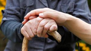 World Alzheimer’s Day 2018: Some of the most common signs of Alzheimer’s Disease include memory loss, problems with language, difficulty performing familiar tasks, changes in personality and difficulty keeping track of things.(Shutterstock) World Alzheimer’s Day 2018: Some of the most common signs of Alzheimer’s Disease include memory loss, problems with language, difficulty performing familiar tasks, changes in personality and difficulty keeping track of things.(Shutterstock)
