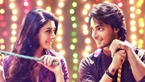 LoveYatri, starring Aayush Sharma and Warina Hussain, is set in Gujarat.(Twitter) LoveYatri, starring Aayush Sharma and Warina Hussain, is set in Gujarat.(Twitter)