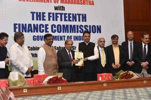 CM Devendra Fadnavis with the members of the 15th Finance Commission on Wednesday.(HT Photo) CM Devendra Fadnavis with the members of the 15th Finance Commission on Wednesday.(HT Photo)