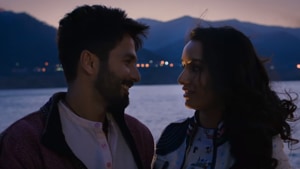 Batti Gul Meter Chalu review: Shahid Kapoor and Shraddha Kapoor’s muddled romabce leads to a courtroom drama.