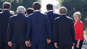 Britain's Prime Minister Theresa May arrives for a family photo during the European Union leaders informal summit in Salzburg.(Lisi Niesner/Reuters Photo) Britain's Prime Minister Theresa May arrives for a family photo during the European Union leaders informal summit in Salzburg.(Lisi Niesner/Reuters Photo)