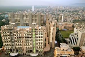 Acute labour shortage and monetary crises are cited as the reasons for the slowdoen in real estate sector(Bachchan Kumar/ Hindustan Times) Acute labour shortage and monetary crises are cited as the reasons for the slowdoen in real estate sector(Bachchan Kumar/ Hindustan Times)